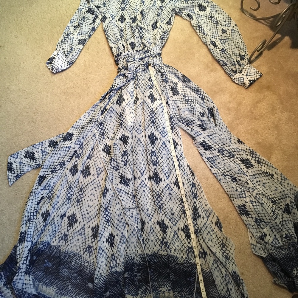 NWT Gorgeous Dress 👗 - Picture 3 of 4